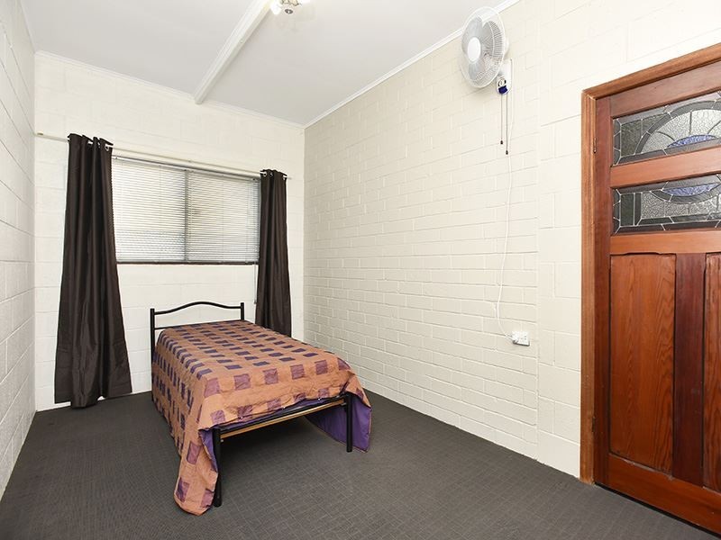 15 James Avenue, Victor Harbor SA 5211