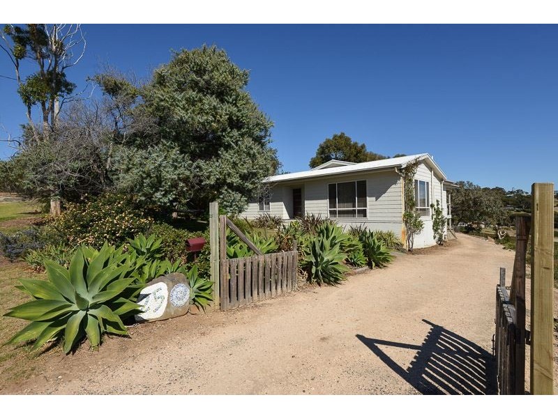 25 White Crescent, Encounter Bay SA 5211