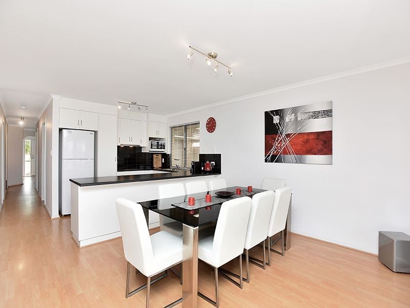 15 Blanche Parade, Hindmarsh Island SA 5214