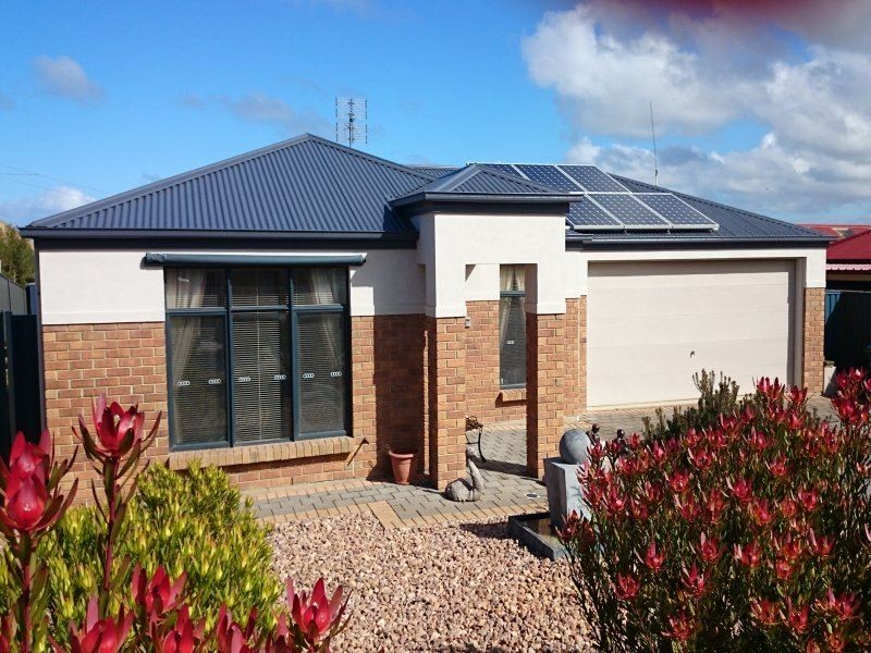 43 Greenhills Road, Victor Harbor SA 5211