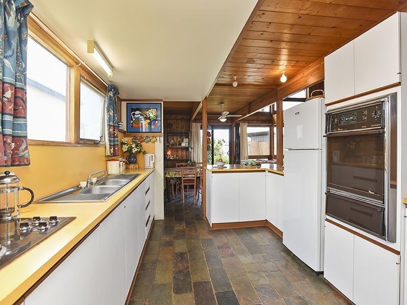 4 Merrilli Place, Port Elliot SA 5212