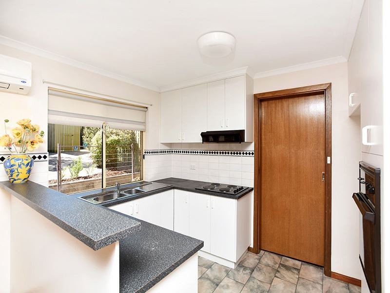 1/52 Grantley Avenue, Victor Harbor SA 5211