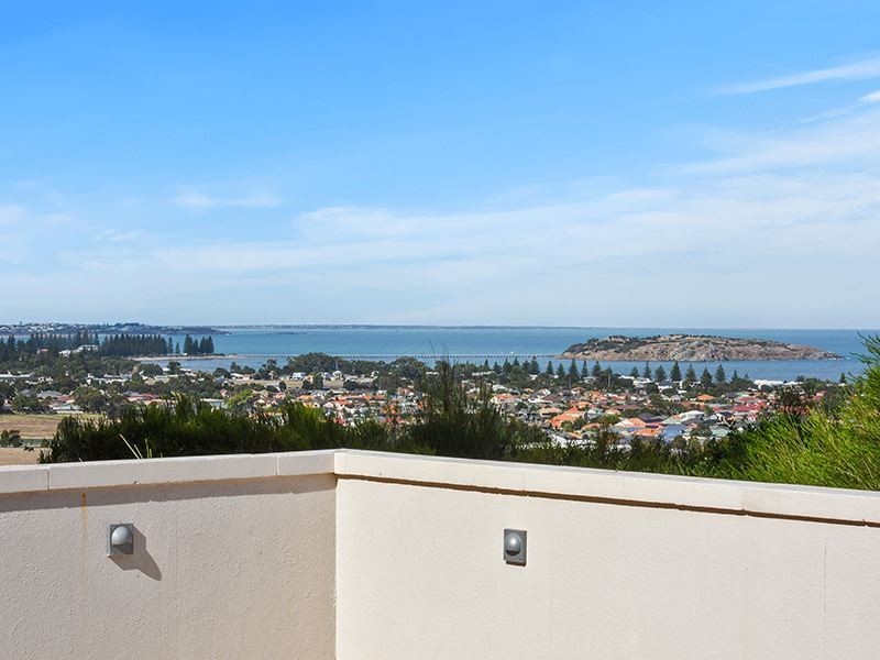 82 Waitpinga Road, Victor Harbor SA 5211