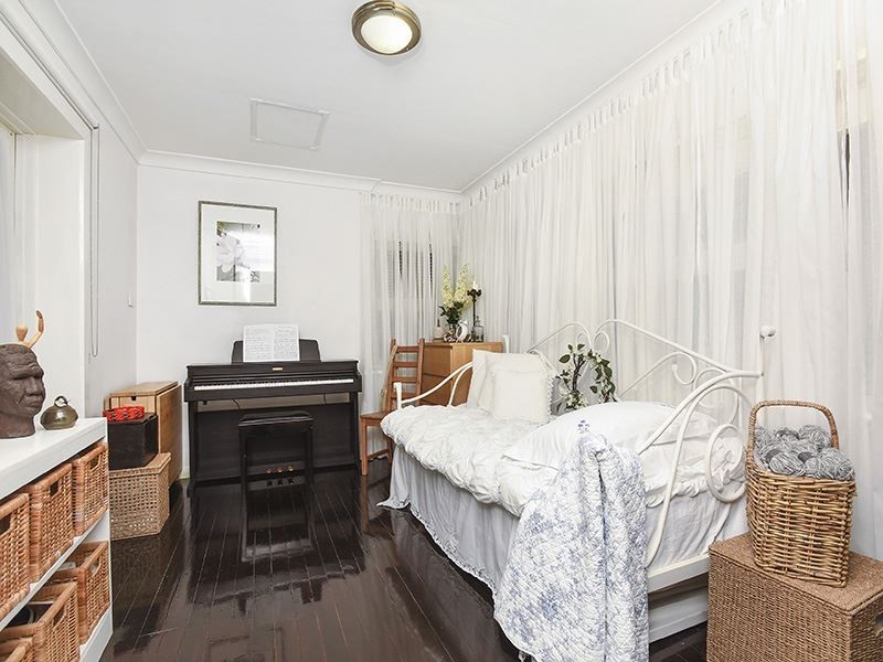 19 Hill Street, Victor Harbor SA 5211