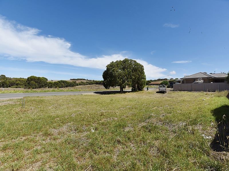 1 Minke Whale Drive, Encounter Bay SA 5211