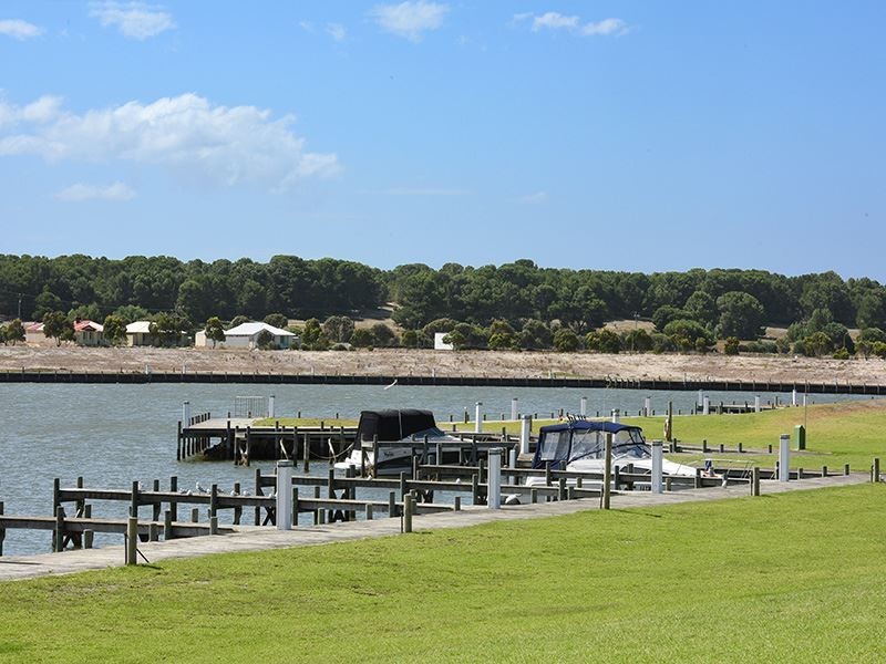 7 Providence Place, Hindmarsh Island SA 5214