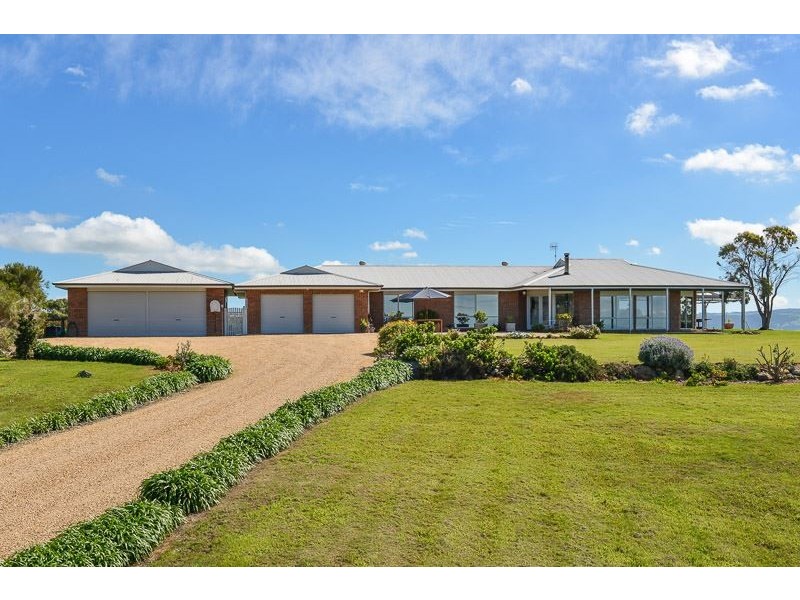 67 Ferrier Drive, Victor Harbor SA 5211