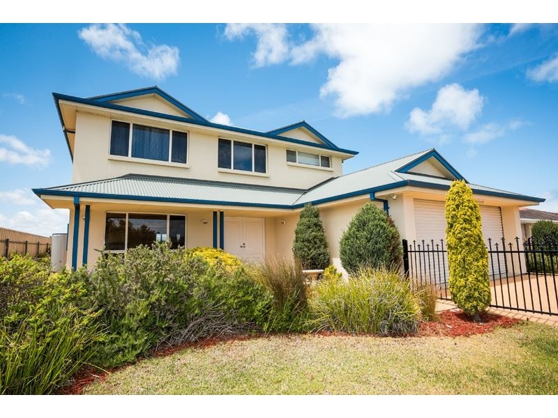 1 Arcadia Avenue, Hindmarsh Island SA 5214