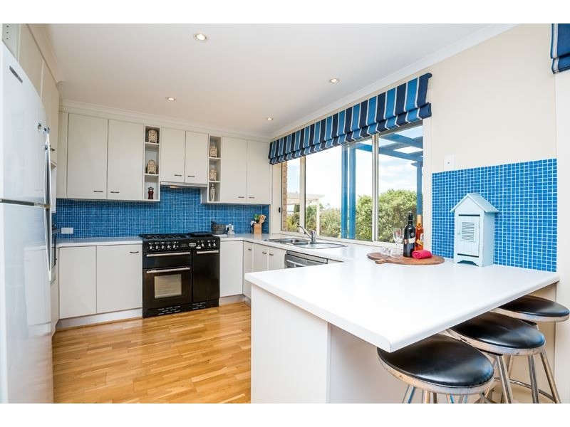 1 Arcadia Avenue, Hindmarsh Island SA 5214