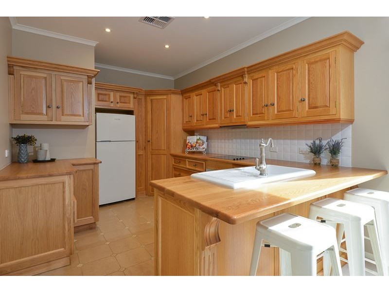 17 Franklin Parade, Encounter Bay SA 5211