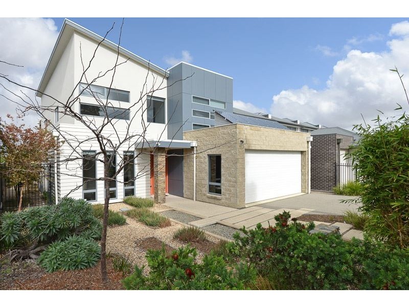 38 Malen Avenue, Victor Harbor SA 5211