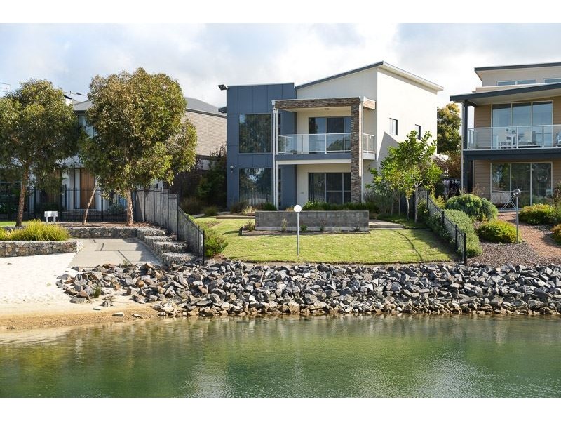 38 Malen Avenue, Victor Harbor SA 5211