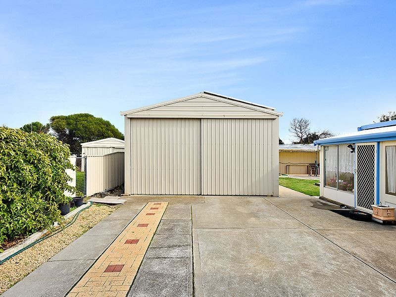 49 Beach Road, Goolwa Beach SA 5214
