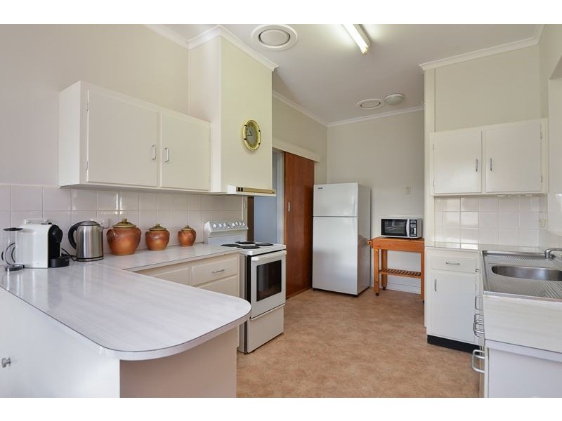 23 Riverview Road, Victor Harbor SA 5211