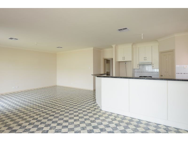 16 Heinicke Ave, Goolwa South SA 5214