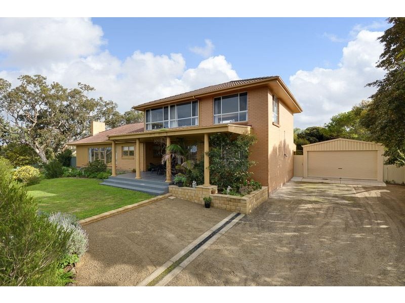 4 Jenkins Avenue, Victor Harbor SA 5211