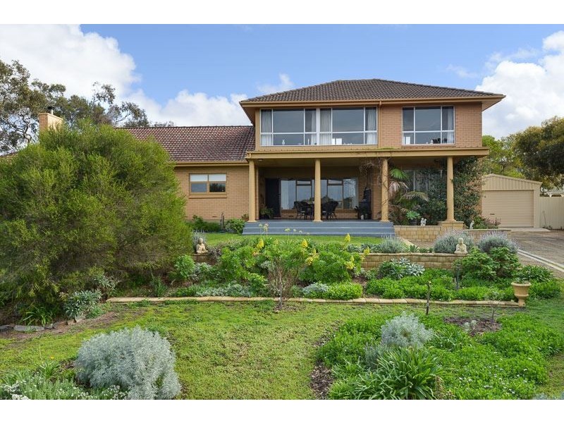 4 Jenkins Avenue, Victor Harbor SA 5211