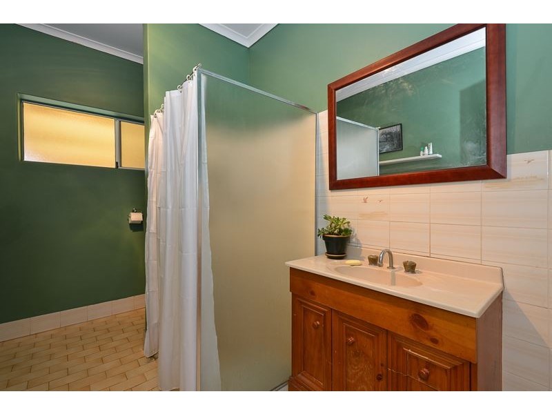 4 Jenkins Avenue, Victor Harbor SA 5211