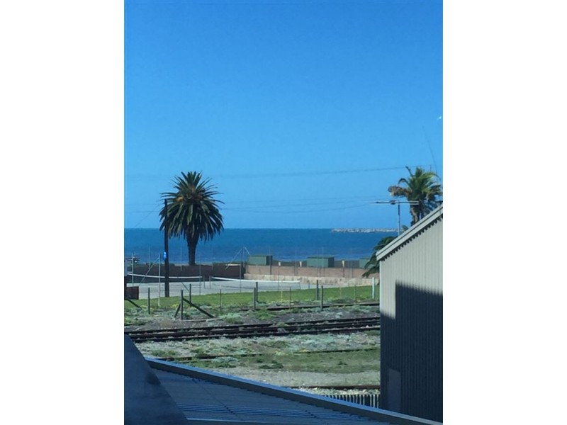 207/162 Hindmarsh Road, Victor Harbor SA 5211