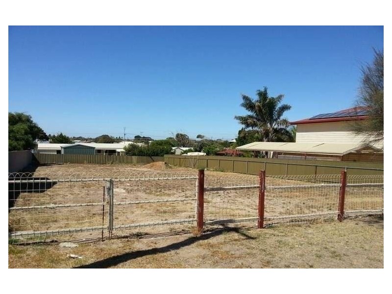 12 Heggaton Road, Goolwa Beach SA 5214