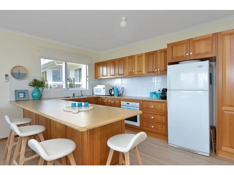 28 Rumbelow Street, Encounter Bay SA 5211