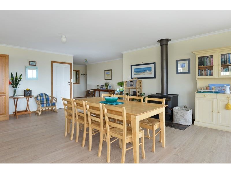 28 Rumbelow Street, Encounter Bay SA 5211