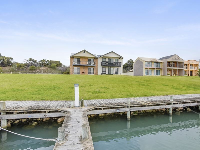 100 Arcadia Avenue, Hindmarsh Island SA 5214