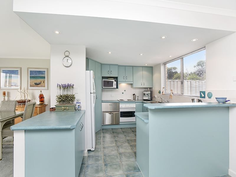 100 Arcadia Avenue, Hindmarsh Island SA 5214