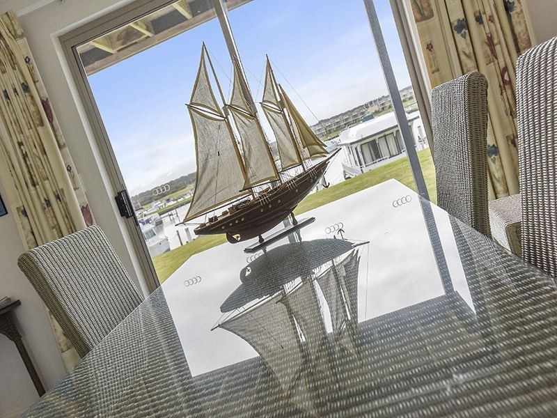 100 Arcadia Avenue, Hindmarsh Island SA 5214