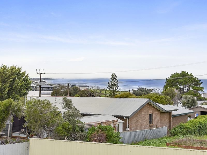 17 Ellensford Terrace, Middleton SA 5213