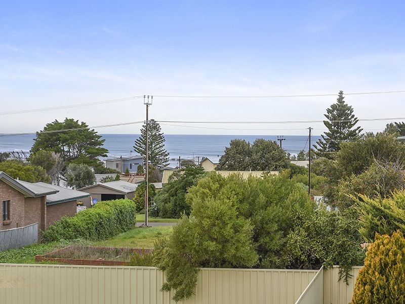 17 Ellensford Terrace, Middleton SA 5213