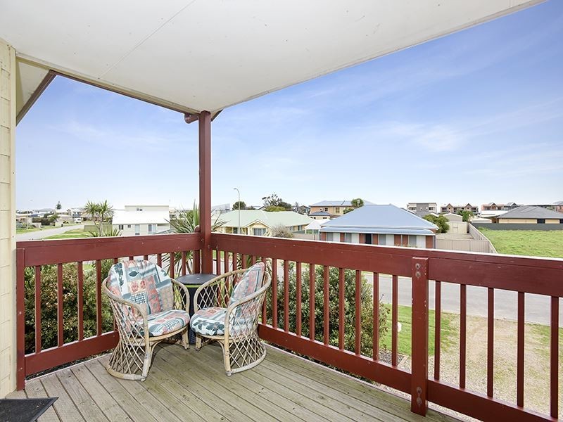 12 McLeod Road, Middleton SA 5213