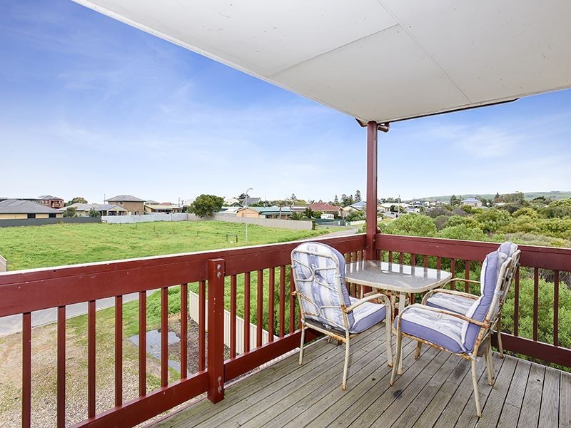 12 McLeod Road, Middleton SA 5213