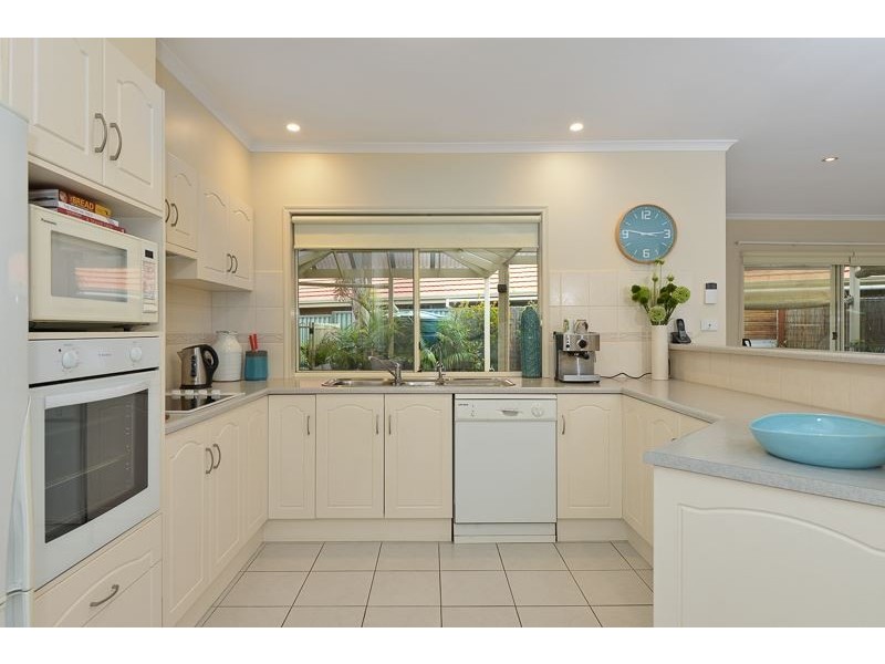 17 Victor Avenue, Encounter Bay SA 5211