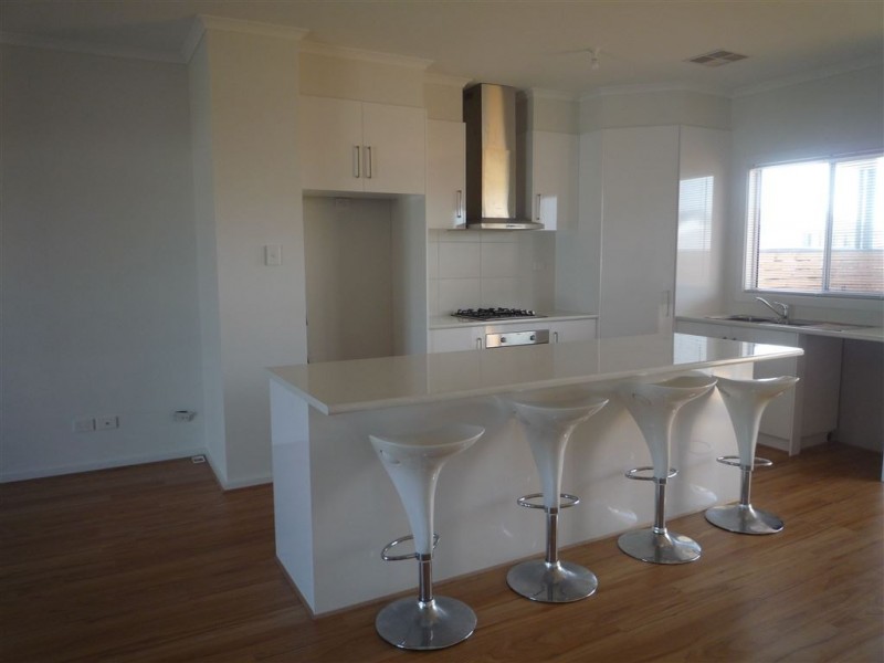 10 Morrison Avenue, Middleton SA 5213