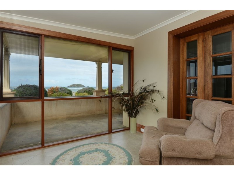 51 Franklin Parade, Encounter Bay SA 5211
