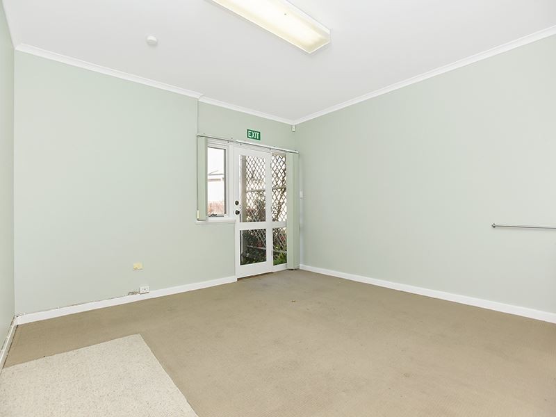 41 Victoria Street, Victor Harbor SA 5211
