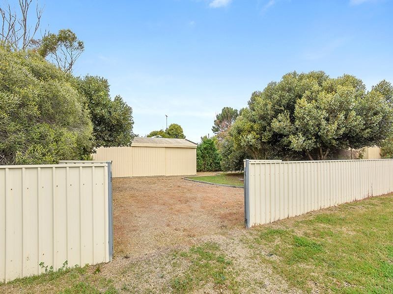 12 Ferguson Road, Goolwa Beach SA 5214