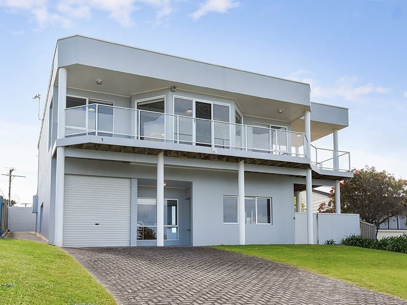 5 Peroomba Terrace, Hayborough SA 5211