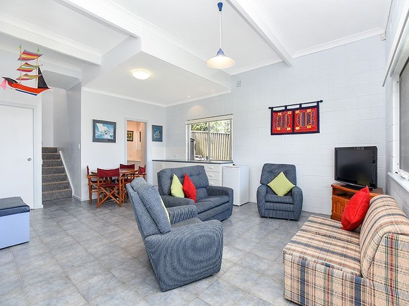 5 Peroomba Terrace, Hayborough SA 5211