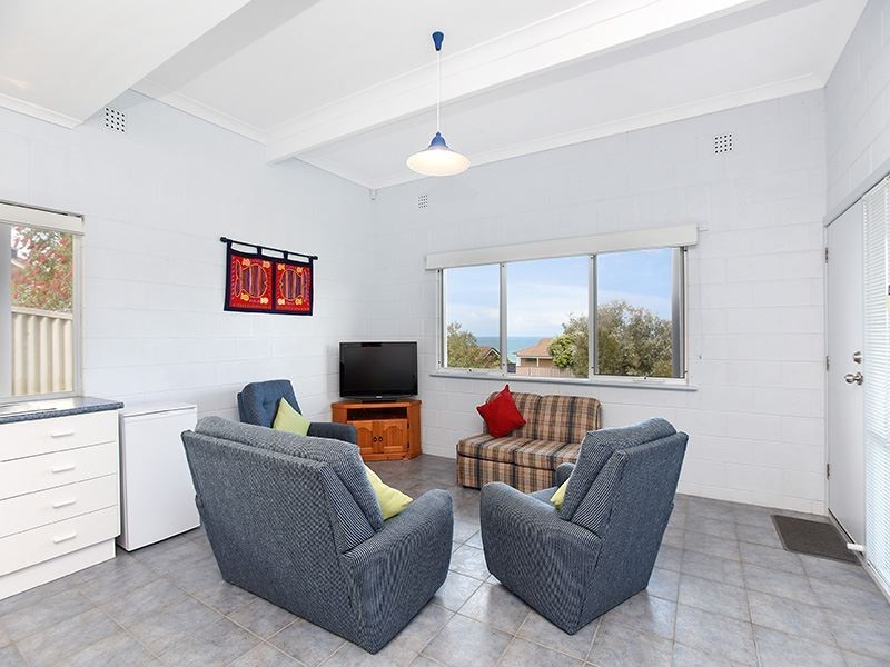 5 Peroomba Terrace, Hayborough SA 5211
