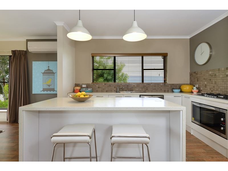 36 Whalers Road, Encounter Bay SA 5211