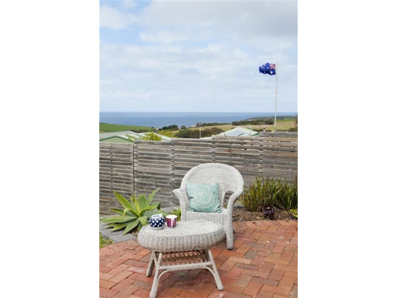 6 Hump Back Road, Encounter Bay SA 5211