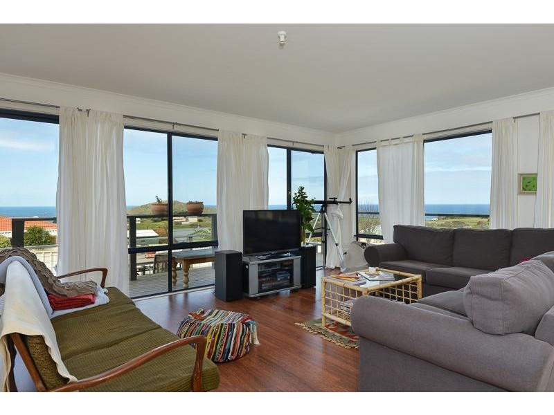 6 Hump Back Road, Encounter Bay SA 5211