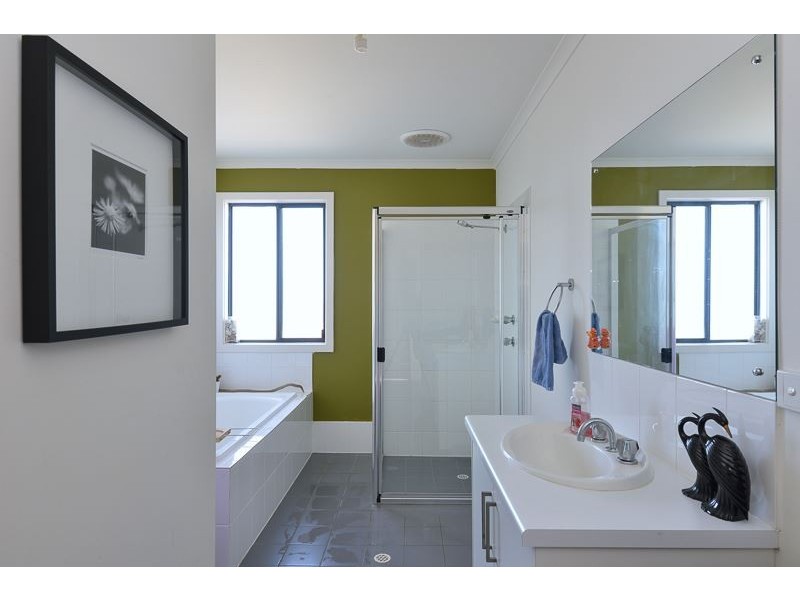 6 Hump Back Road, Encounter Bay SA 5211