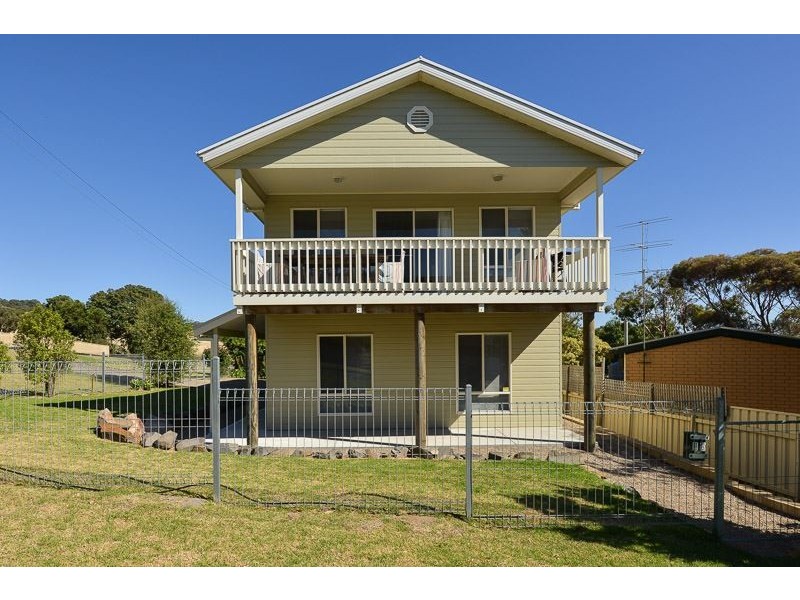 19 Sweetman Ave, Encounter Bay SA 5211