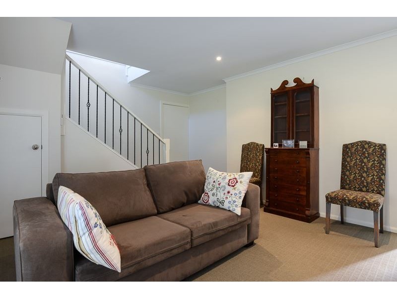 19 Sweetman Ave, Encounter Bay SA 5211