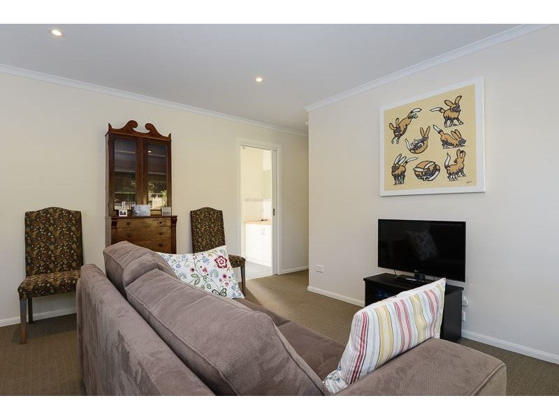 19 Sweetman Ave, Encounter Bay SA 5211