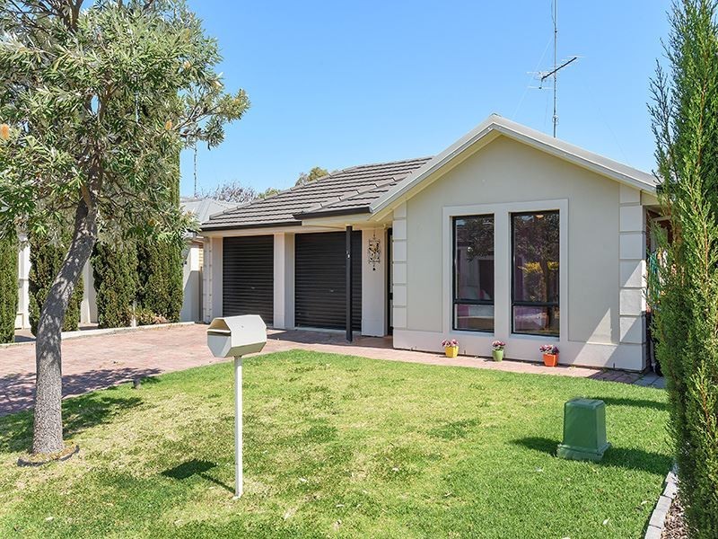 13 Robb Street, Encounter Bay SA 5211