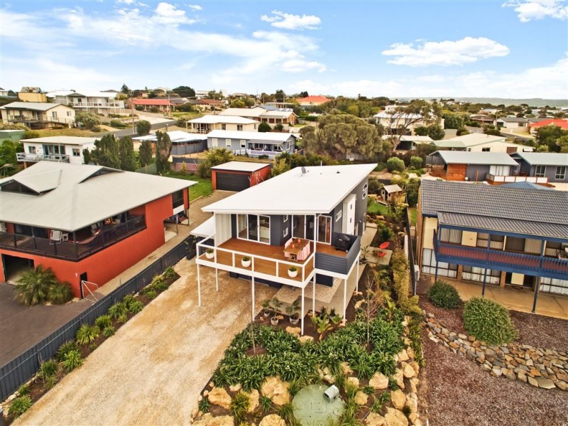 11 Aldam Avenue, Goolwa Beach SA 5214